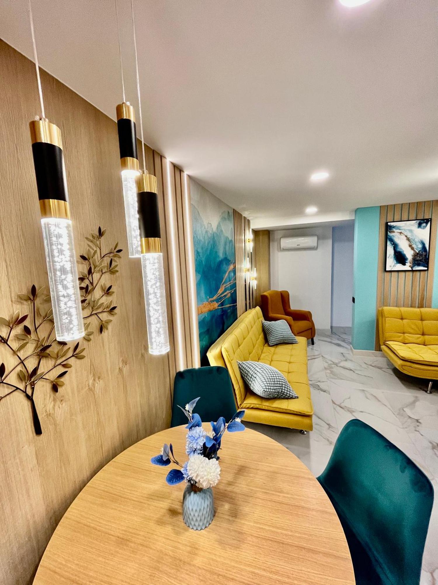 Elegante Apartamento Tres Colores Alicante Exterior foto