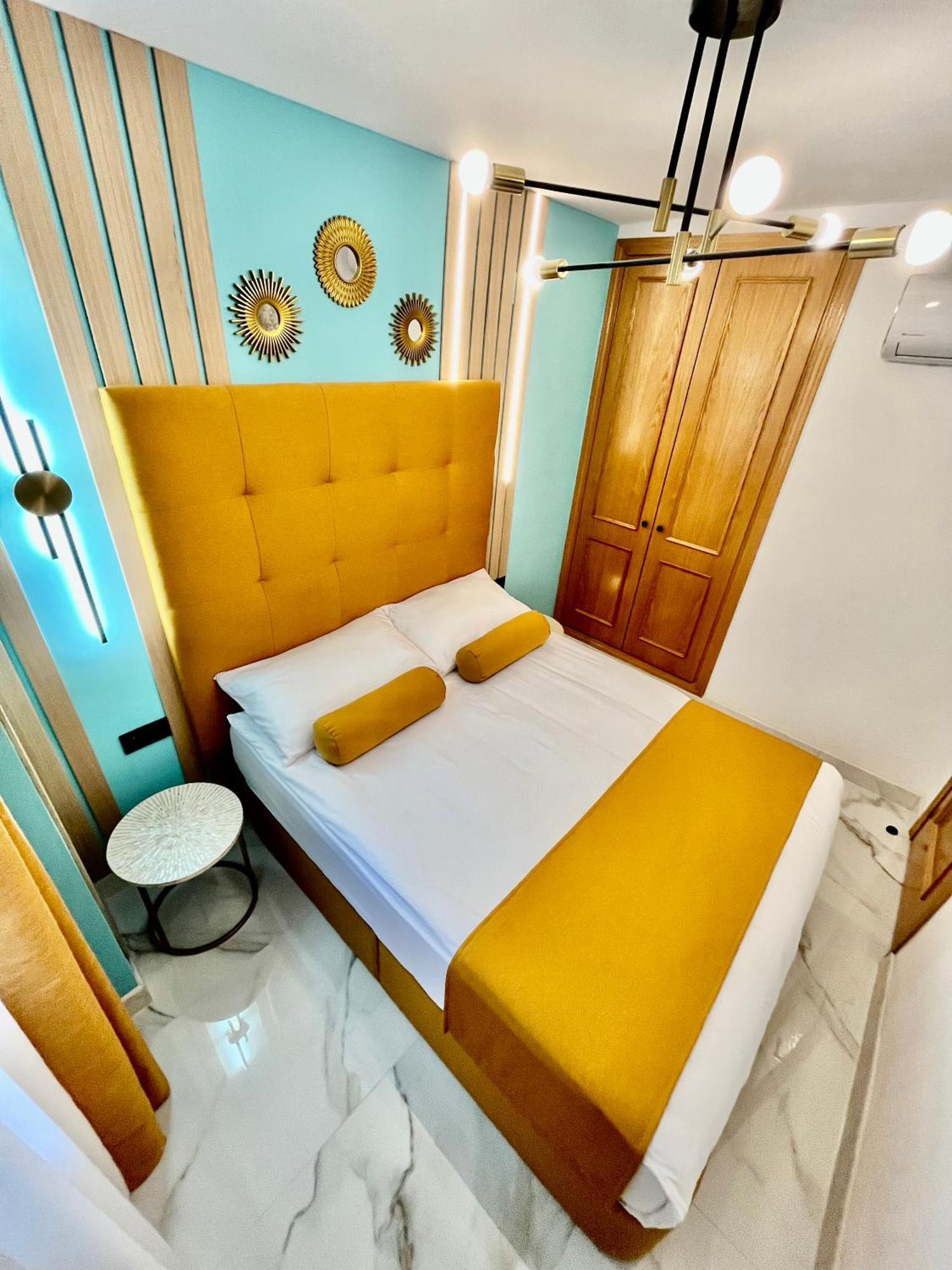 Elegante Apartamento Tres Colores Alicante Exterior foto