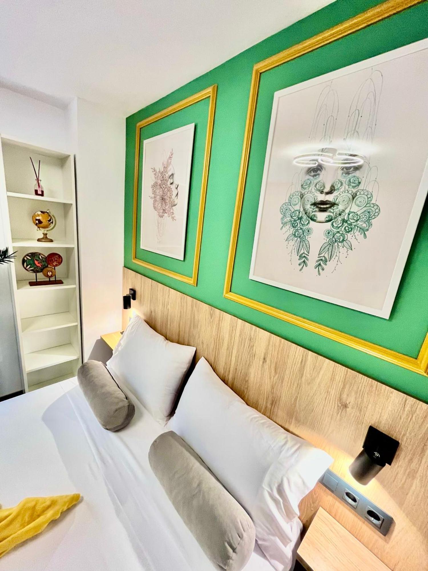 Elegante Apartamento Tres Colores Alicante Exterior foto